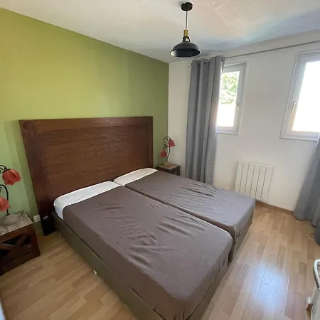 Apartamento Spacieux, Lumineux & Calme Environnement Nature, Piscine